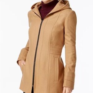 London Fog Camel Hooded Trench Coat size S almost new wear it once